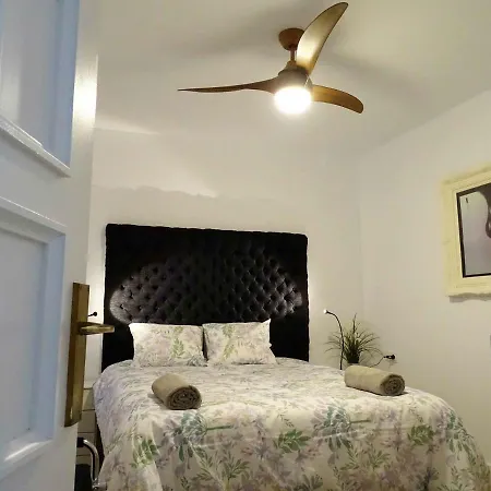Focolare Apartment *