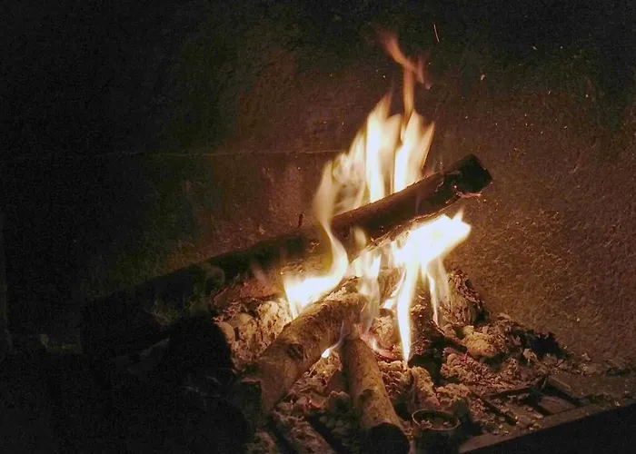 Focolare Διαμέρισμα *